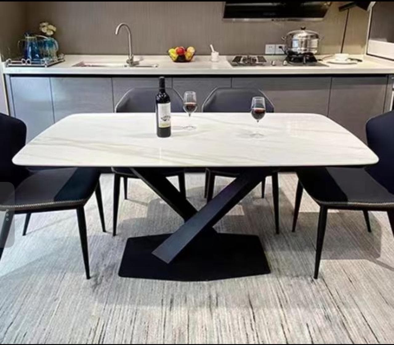 Table à manger Contemporaine